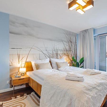 Apartament Blekitna Laguna Z Basenem - Ul Kasprowicza 20A - Holiday City 코워브제크 외부 사진