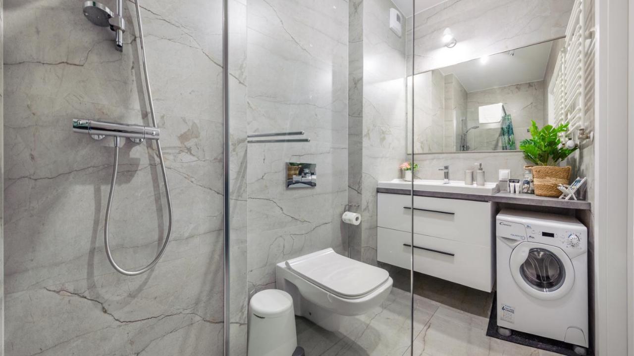 Apartament Blekitna Laguna Z Basenem - Ul Kasprowicza 20A - Holiday City 코워브제크 외부 사진