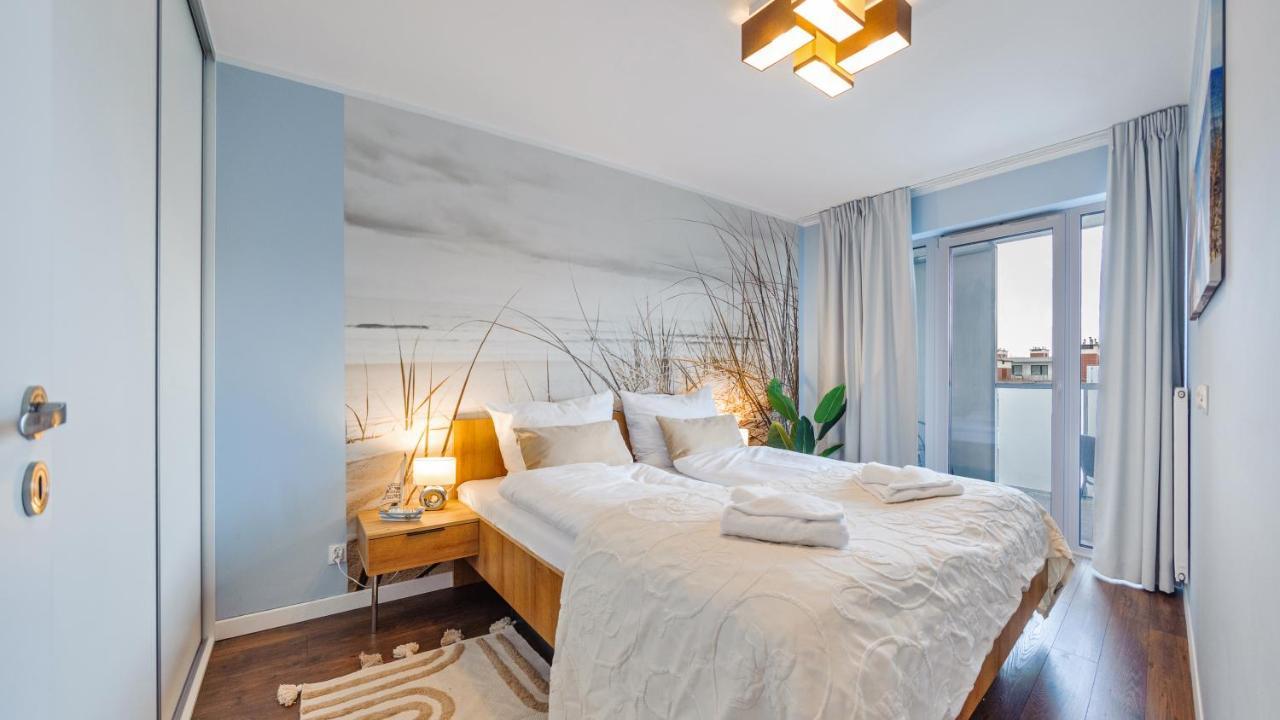 Apartament Blekitna Laguna Z Basenem - Ul Kasprowicza 20A - Holiday City 코워브제크 외부 사진