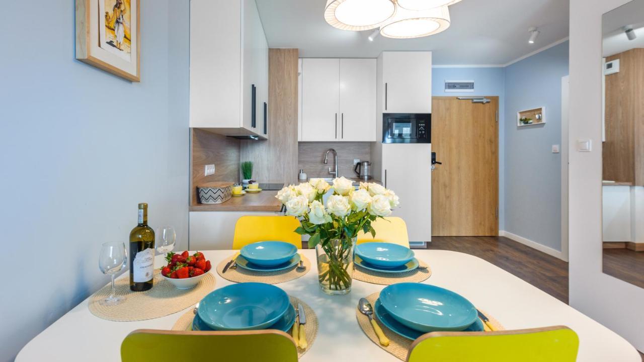 Apartament Blekitna Laguna Z Basenem - Ul Kasprowicza 20A - Holiday City 코워브제크 외부 사진